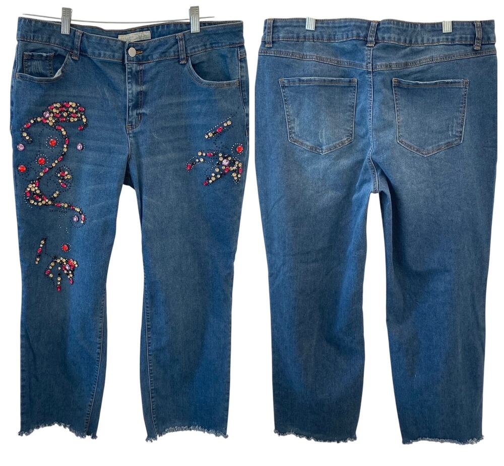 CATO DENIM Embellished Jeans Raw Hem Cropped Mid-Rise Size 16 Medium Blue Wash